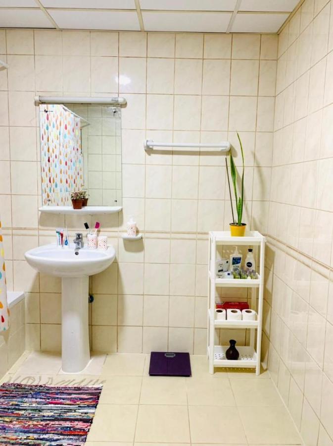 Ladies Only-Anaruby Backpackers - Metro Station Mashreq دبي المظهر الخارجي الصورة